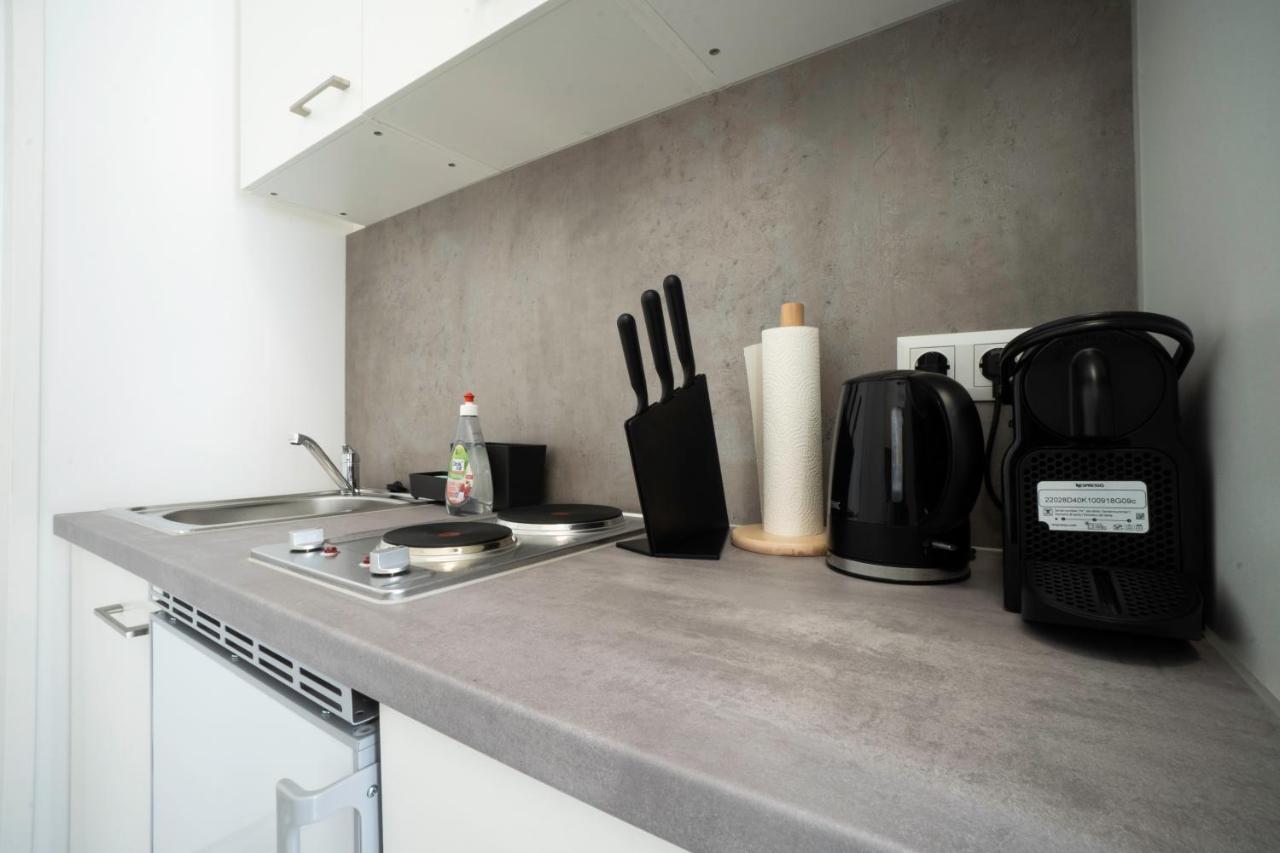 Modern 1-Bedroom Apartment Next To Praterstern Vienna Esterno foto